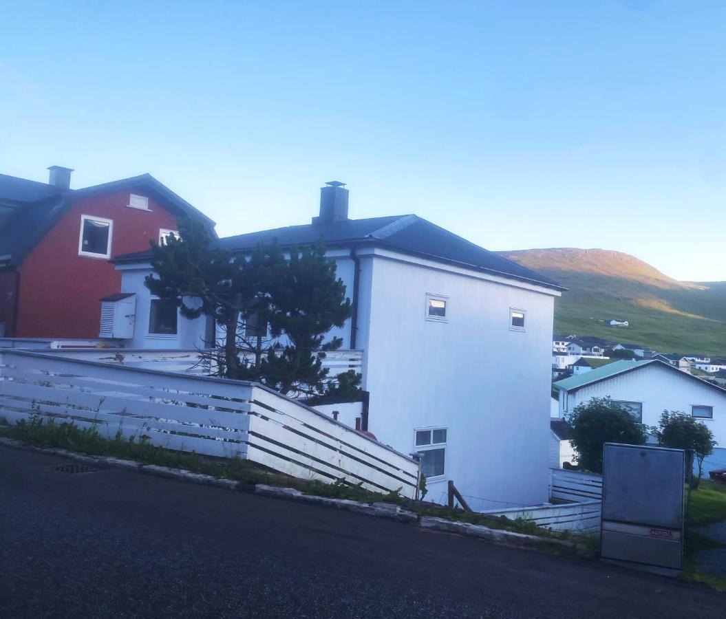 Cosy House Near Airport Daire Sørvágur Dış mekan fotoğraf